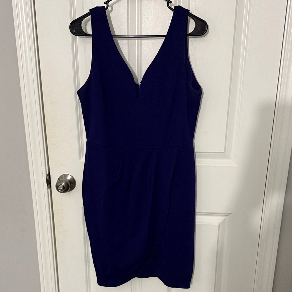Elegant Navy Blue Sleeveless Tulip Hem Dress - New With Tags